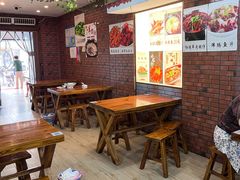 -小龙酒家(桂平路店)