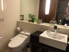 -上海浦东假日酒店