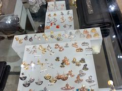 -Vivienne Westwood(上海来福士广场店)