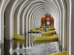 -涨巢·潮玩水疗局