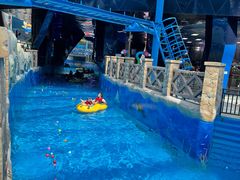 -青岛东方影都融创水世界