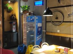 -铁胖子口碑长沙菜·龙虾烧烤(赤岗社区店)