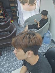 点击看大图 -藤野造型专业烫染接发