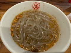 -万记麻辣烫国展总店
