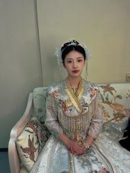 -乔伊婚纱