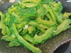 蒜香苦瓜-红星光发煲仔饭(文海店)
