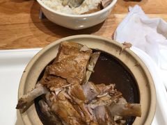 -万和春排骨砂锅米饭(新业广场店)