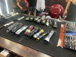 点击看大图 -Barber潮先生男士理发店