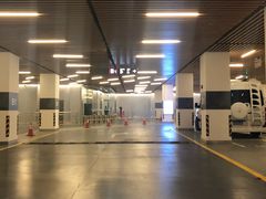 -北京财富中心-停车场