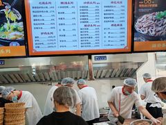 -闫家驴肉老店(华电一校店)
