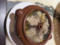 -蔼若春.传承三十年云南菜(金碧公园店)