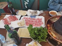 -楼外楼大刀肉传统火锅居(博学路店)