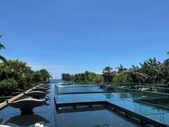 -亚龙湾喜来登·美景台大堂吧