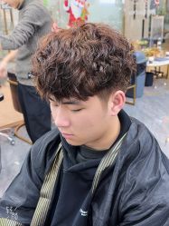 -藤野造型烫染·漂发