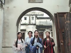 -汉仪华裳汉服旗袍·摄影写真馆(乌镇西栅店)