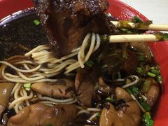 -小龙大肉面馆