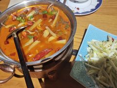 -娜仁图雅蒙古美食村(33小镇店)