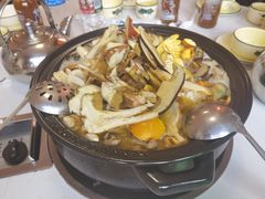 -菌之家·专业纯野生菌火锅·特色炒菌