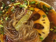 -黄潇洒老火锅(九眼桥宏济巷店)