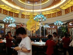 大堂-老长沙湘菜馆(凤凰路店)