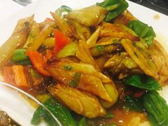 -东北农家院·铁锅炖(莘庄店)