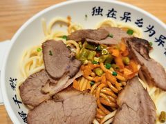 牛肉热干面-文叔·湖北名小吃·小龙虾(华强北店)