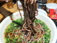 -疯狂牛骨饸饹面(光华路店)
