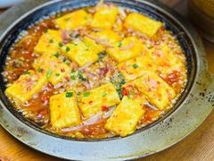 -云海肴·汽锅鸡·云南菜(天山百盛优客店)