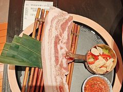 -轻烧烤肉(光谷步行街店)