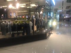 -优衣库(太原龙湖万达广场店)