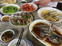 -四川小胡子海鲜(丁村万人海鲜广场店)