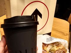 -HOT CRUSH趁热集合·现烤面包(环球港店)