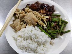 -南师大仙林校区东区食堂