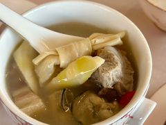 -RIVIERA 松鹤楼(外滩店)