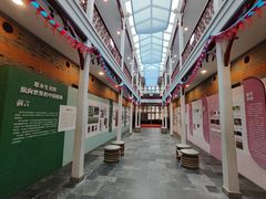 -上海交通大学董浩云航运博物馆