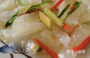 Stir-Fried Pig's Trotter Tendons