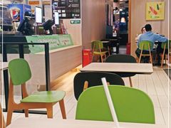 大堂-德克士(虹桥火车站店)