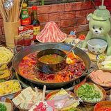 舍下火锅：味蕾的奇幻冒险，一口就爱到疯狂！