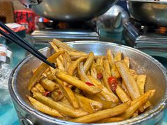 -昱龙大盆牛蛙馆(三兴街总店)