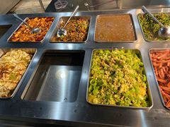 自助取餐区-食里香自助快餐(香槟小镇店)