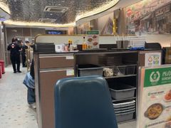 -香港新发烧腊茶餐厅(水围店)