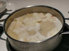 -煲王粤菜餐厅(中侨中心店)