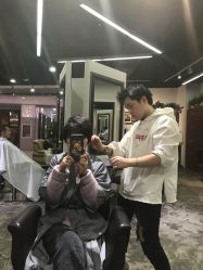 点击看大图 -愉己冥想·护发专门店