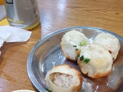 -黄阿姨锅贴大王(万航渡路店)