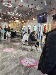 点击看大图 -容萨美业·美容美发