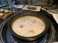 -大匠工房古船木艺术餐厅·猪肚鸡专门店(长白仙岛店)