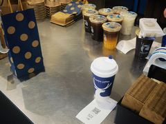 -瑞幸咖啡(沃尔玛华侨城店)