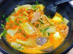 -杨国福麻辣烫(龙阳广场店)