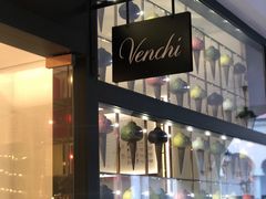 -VENCHI 闻绮(上海佛罗伦萨小镇店)