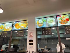 -禾诗夜市大饼油条(松江店)